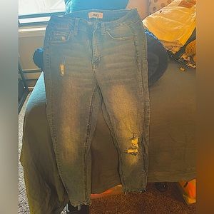 Jeans, cropped ankle. Worn once